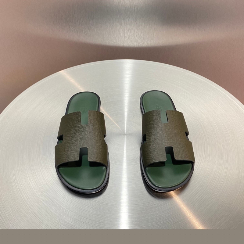 H**mes slippers